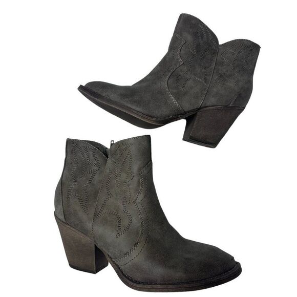 BKE Farrah 8.5 grey western bootie boot - Picture 2 of 13